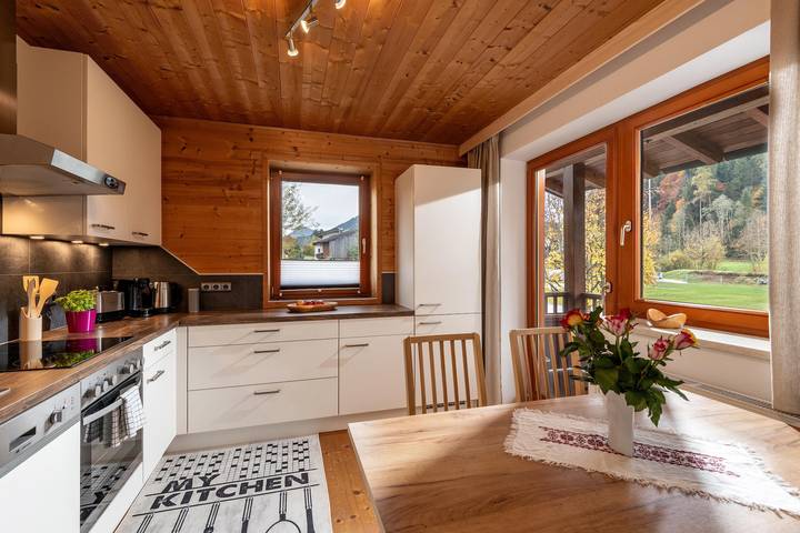Geheel vakantieappartement, Appartement, douche, Wc, 2 slaapkamers in Ellmau, Kaisergebirge
