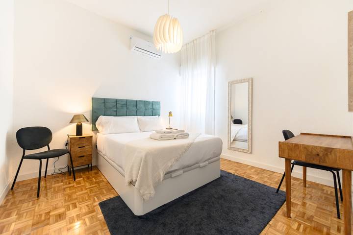 Apartamento entero, M Amplio y elegante apartamento en Prosper in Chamartín (Madrid), Madrid