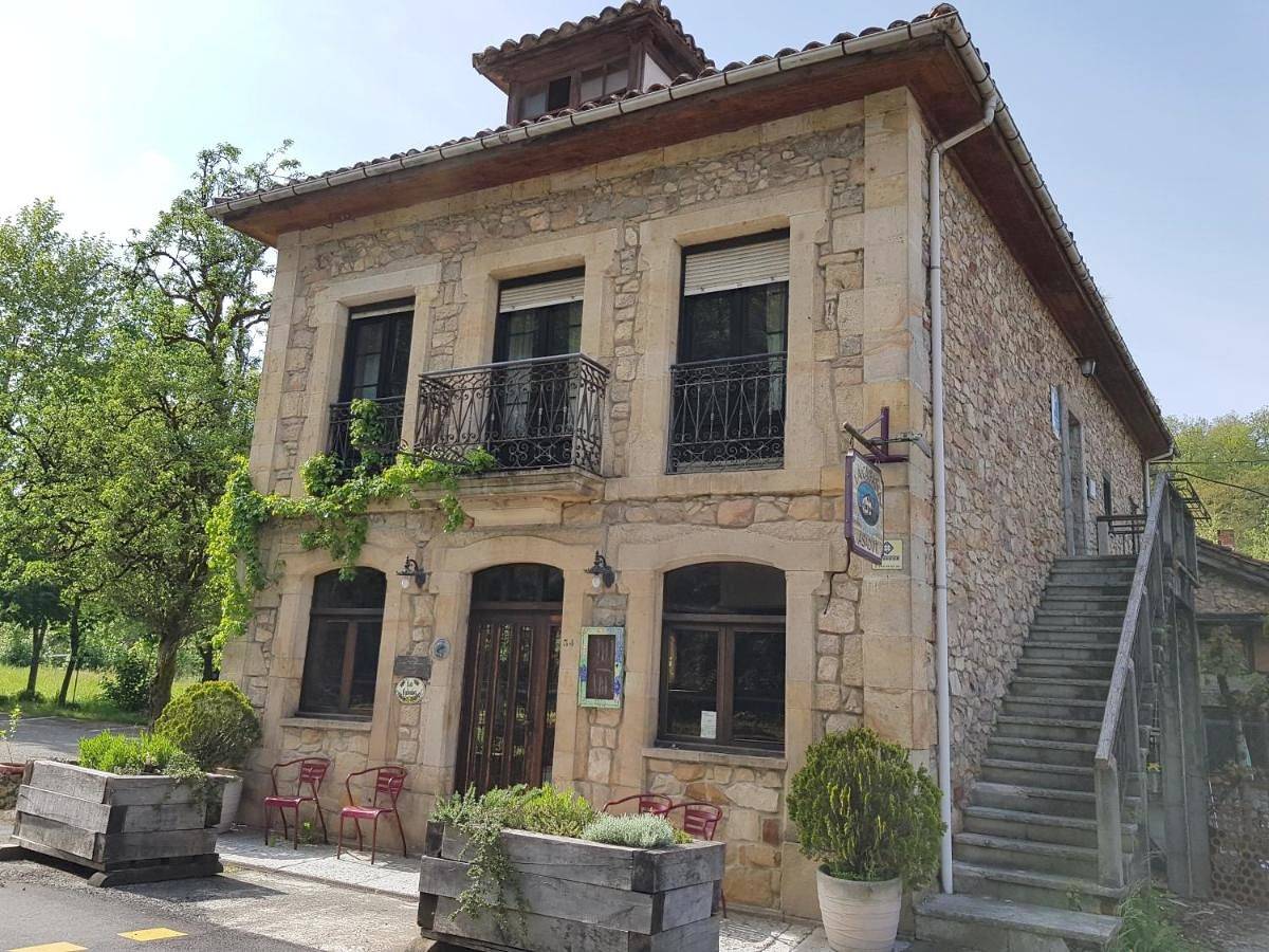Pensión Susierra in Cangas de Onís, Asturias Province