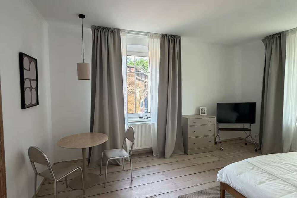 Altes Lehmhaus Löwenberg | 14 Personen | Bbq | Sauna | Garten in Löwenberger Land, Ruppiner Seenland