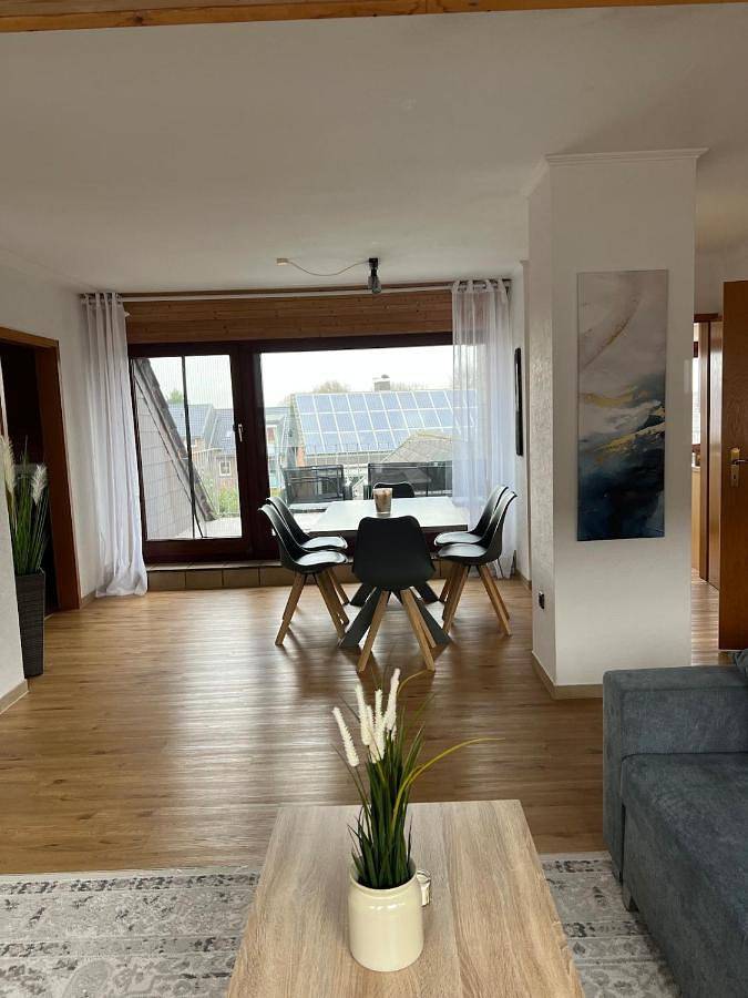 Geheel appartement, Three-Bedroom Apartment in Kempen, Niederrhein
