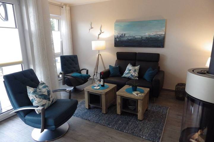 Ganze Wohnung, Fewo Fischerstrand - 150 m Strand, WLAN, Strandkorb, Sauna, Kamin, Waschmaschine in Strand Heringsdorf, Heringsdorf