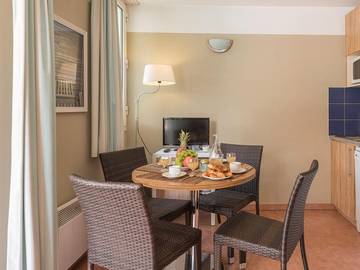 Camping pour 4 Personnes dans Antibes, Région de Cannes, Photo 3