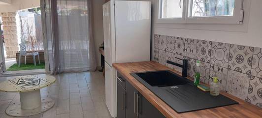 Gîte pour 2 personnes, avec terrasse à Châteauneuf-les-Martigues