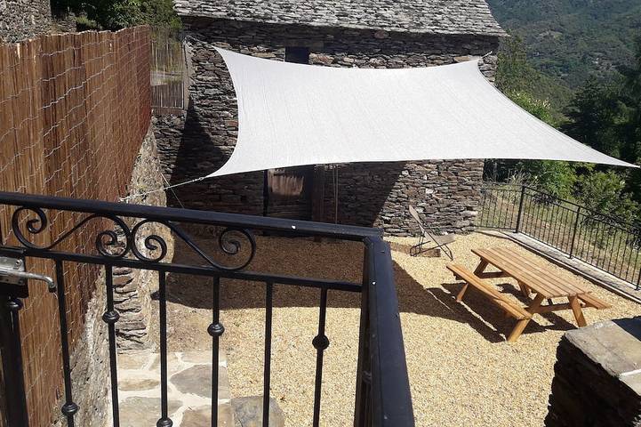 Location de vacances pour 4 personnes, animaux acceptés dans Molezon