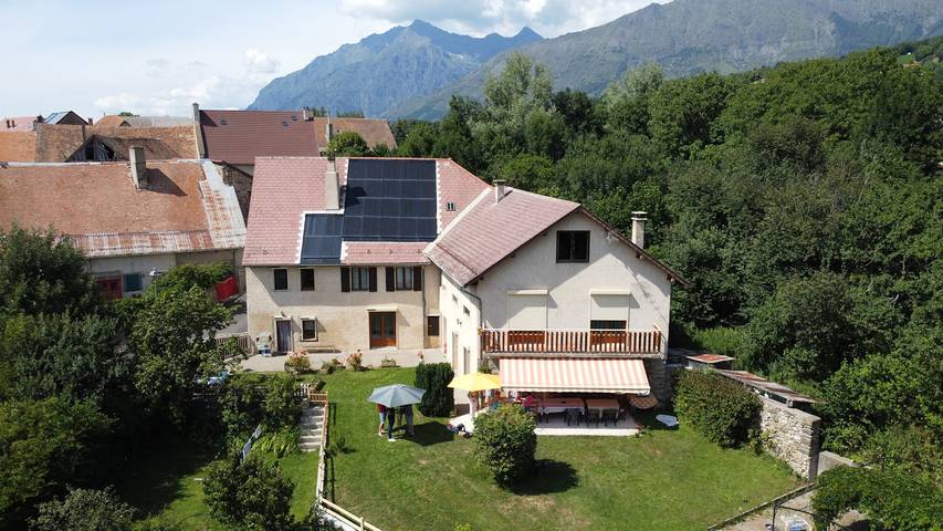 Gîte pour 5 personnes, avec jardin - 1