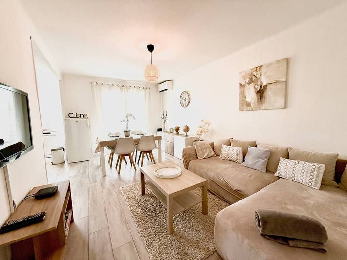 Gîte pour 4 personnes, avec balcon dans Port de Sanary sur Mer - 2