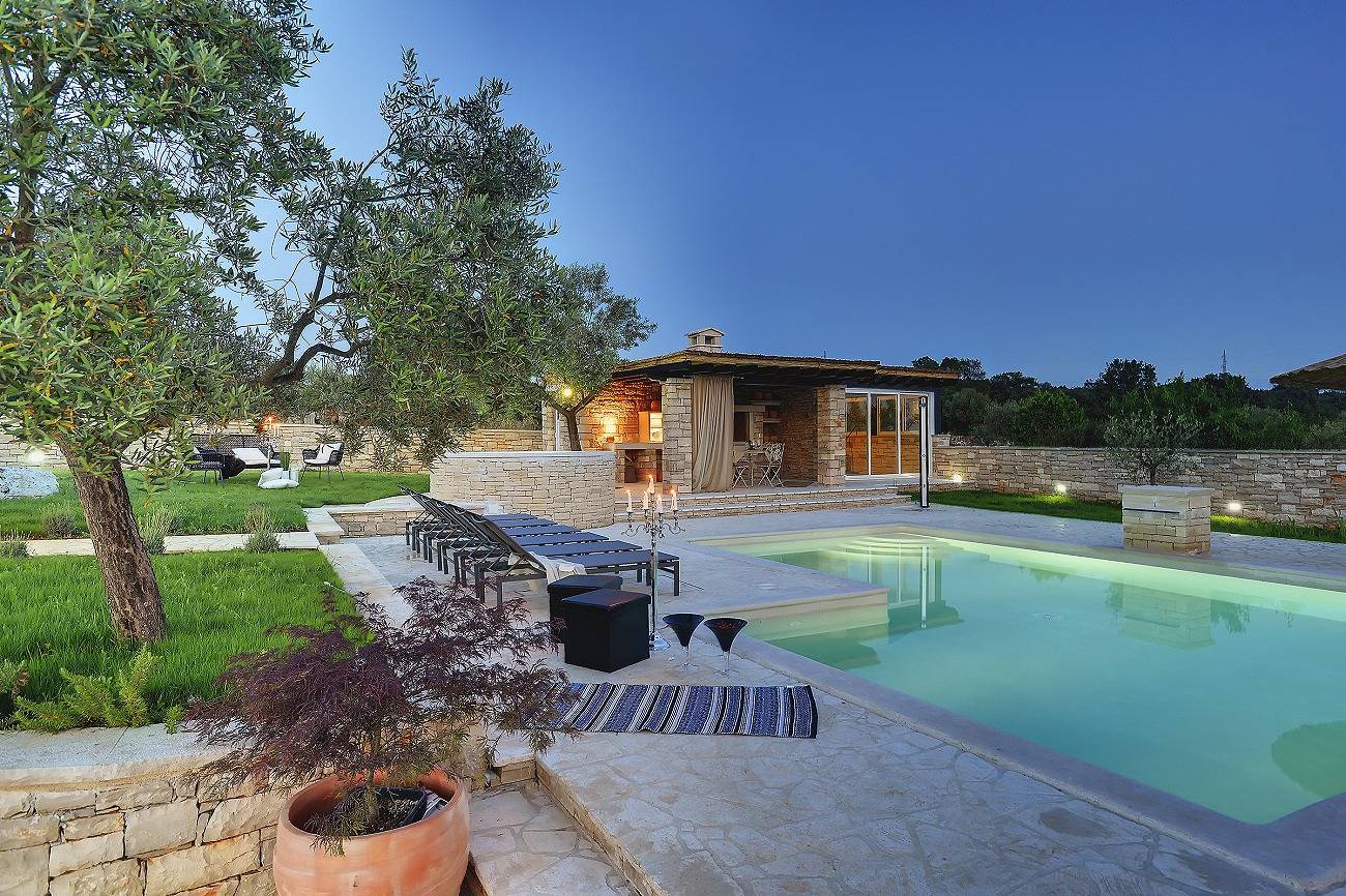 Luxusvilla mit Privatpool, Outdoor-Sauna, Jacuzzi, Gym, Babybett in Rovinjsko Selo, Rovinj