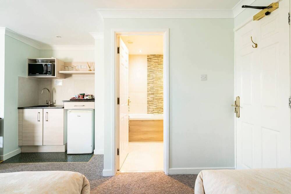 \t\nfamily room close to Summertown in Oxford, Oxfordshire
