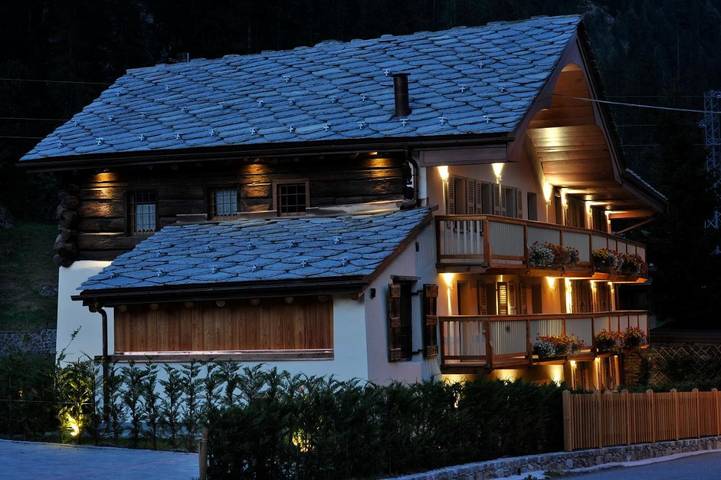 Appartamento per 4 persone, con Balcone e Giardino nonché Panorama a Comune di Gressoney-Saint-Jean
