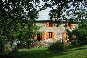 Gîte pour 4 personnes, avec jardin et terrasse à Crévoux