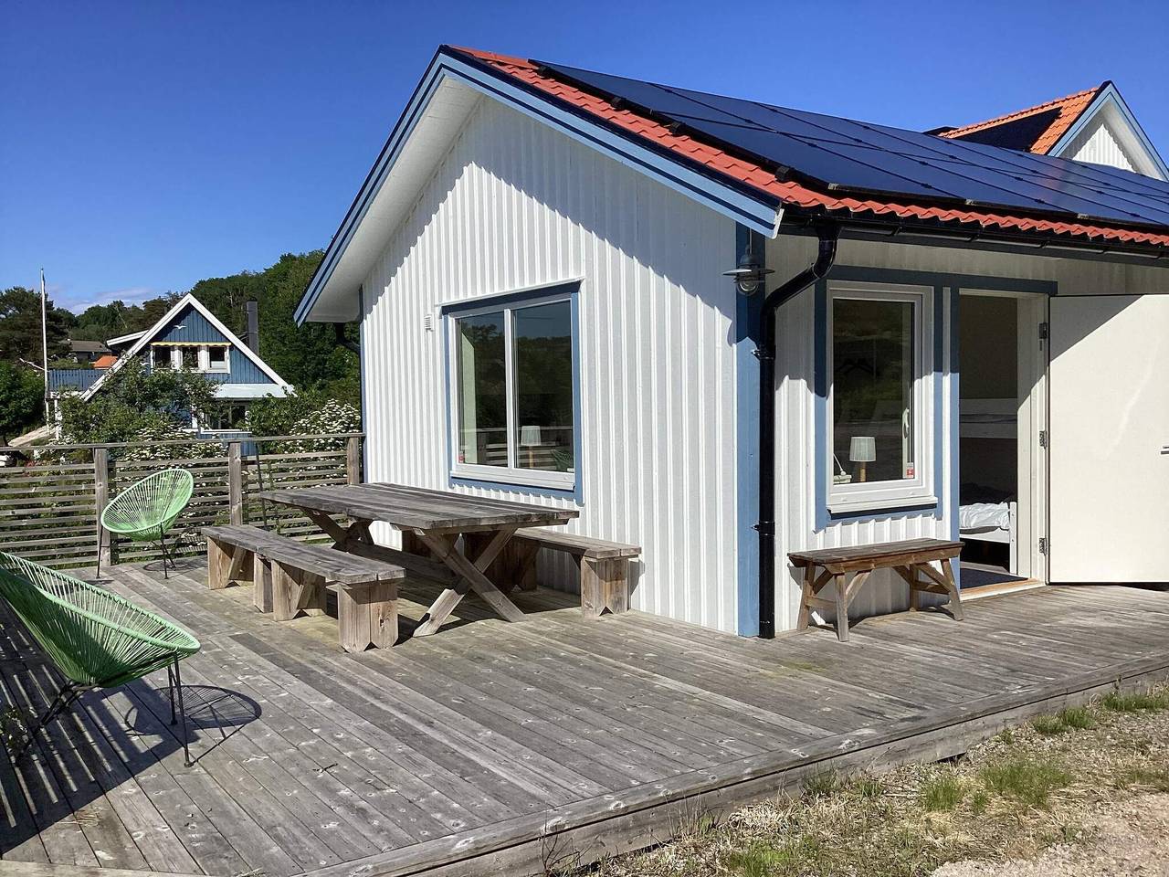 Hus för 4 Personer, med terass och trädgård, barnvänlig