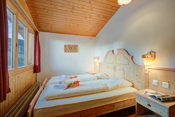 Hôtel pour 2 personnes, adapté aux familles - 1