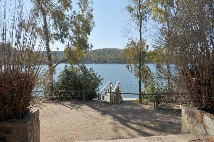 Apartamento de vacaciones para 8 personas, con jardín además de vistas al lago y vistas en Provincia de Badajoz - 4