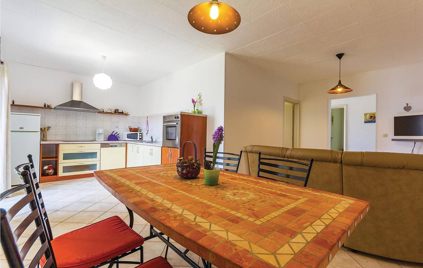Entire holiday apartment, Holiday apartment for 4 people with terrace in Medulin City, Medulin