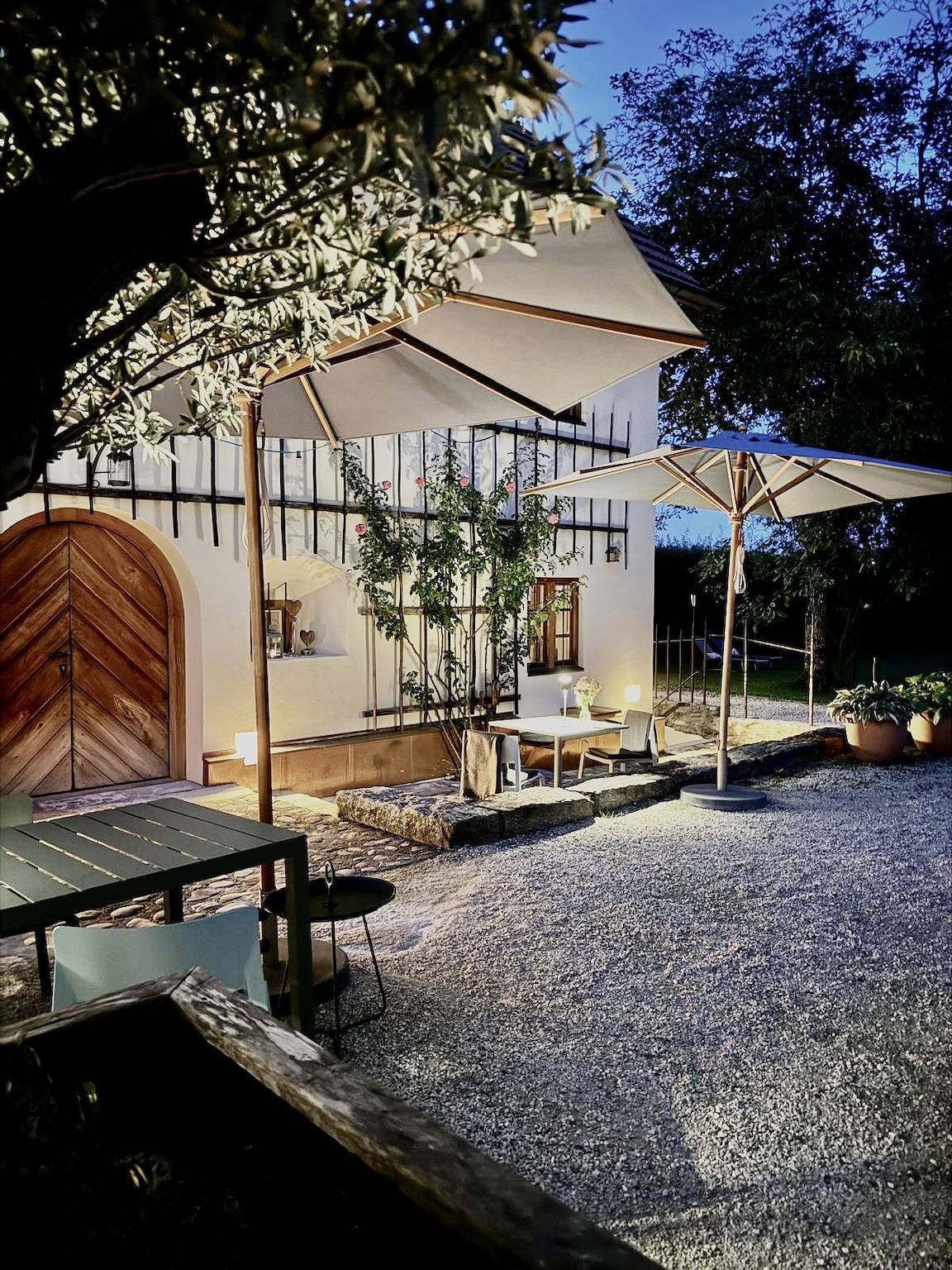 Ganze Ferienwohnung, Zuhäusl am Chiemsee - Appartement Getreidekasten im 1. Og, 1 Schlafzimmer, Dusche / Wc, 54qm in Breitbrunn am Chiemsee, Chiemsee