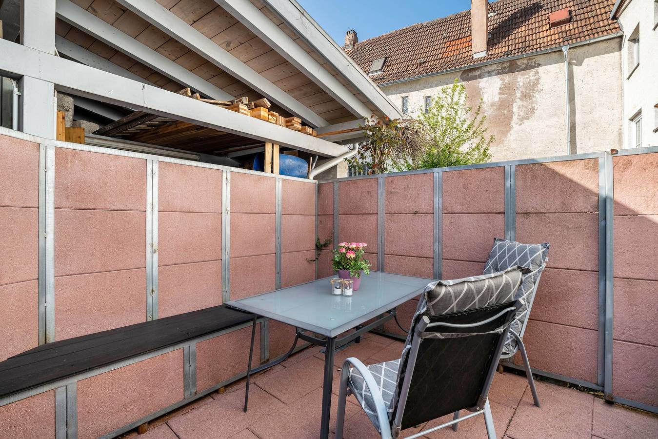 Ganze Wohnung, Ferienwohnung 'Siika' mit privater Terrasse, privatem Garten und Wi-Fi in Annweiler, Trifelsland