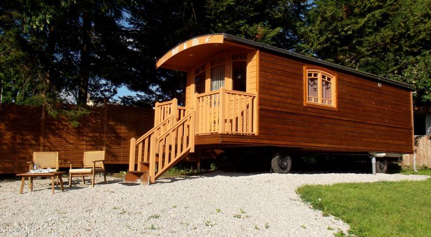 Gîte pour 2 personnes, avec jardin dans Région de Besse-et-Saint-Anastaise - 3