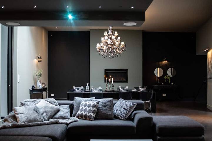 Gîte pour 15 personnes, avec terrasse et sauna, animaux acceptés à La Madeleine - 4