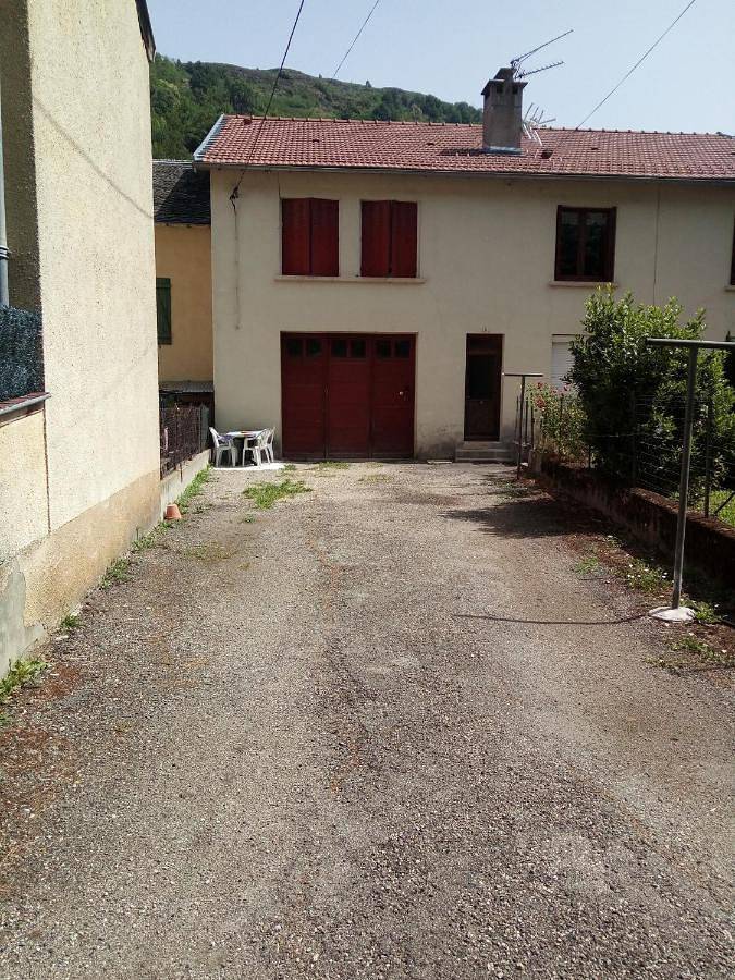 Gîte pour 4 personnes, avec vue à Savignac-les-Ormeaux - 3