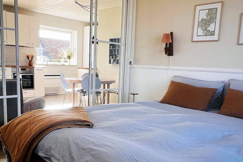 Ganze Wohnung, Meerblick & Klippen – 50 m zum Meer in Allinge, Bornholm