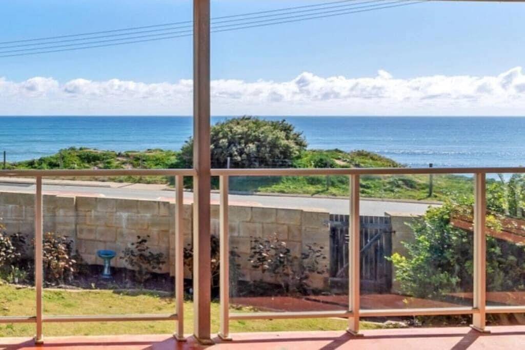 Perfekter Meerblick und 20 m vom Strand entfernt! in Halls Head, Mandurah
