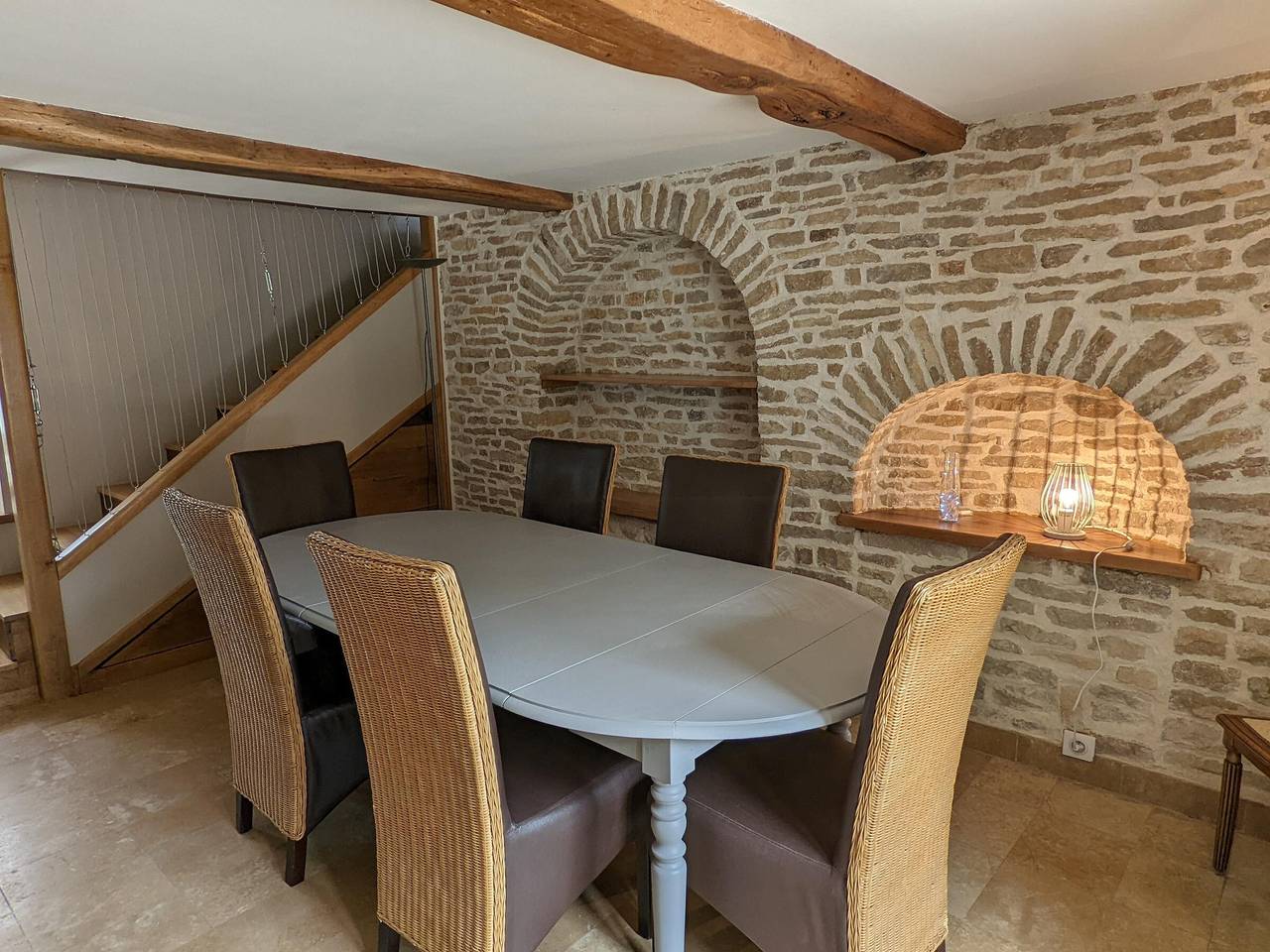 Gîtes Confortables avec Vue et Wifi aux Hautes-Côtes in Fussey, Région de Beaune