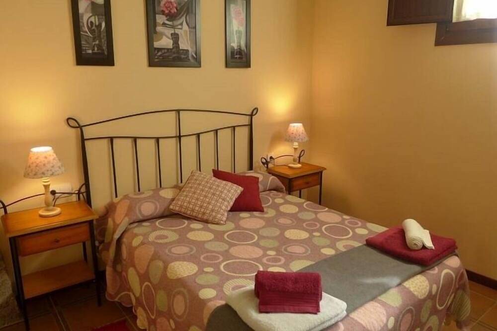 Casa Yolanda - country house in the Picos de Europa, Arenas de Cabrales in Cabrales, Picos de Europa National Park