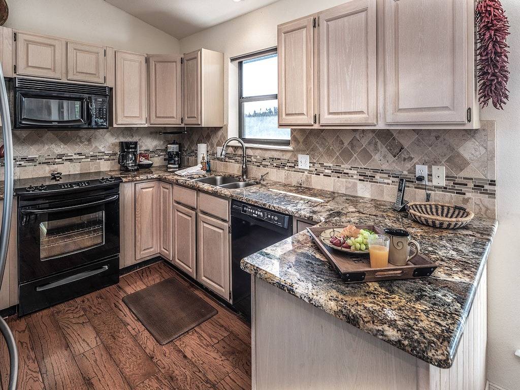 Sierra Lake Vista 4 Schlafzimmer, Seeblick, Spielzimmer, Whirlpool, 8 Personen in Alto, Ski Apache