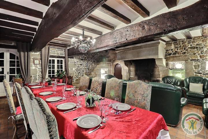 Gîte pour 15 personnes, avec jardin à Roz-sur-Couesnon - 4