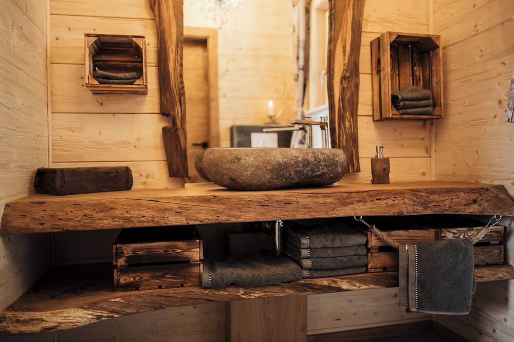 Romantikchalet Vogelnest mit Sauna, Whirlpool direkt am Naturschutzgebiet in Vorra, Frankenalb