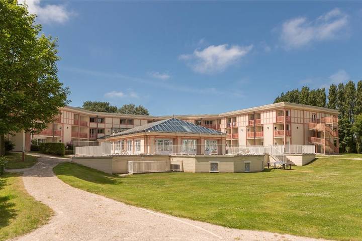 Gîte pour 5 personnes, avec piscine ainsi que jardin et balcon, adapté aux familles au Touquet-Paris-Plage - 3