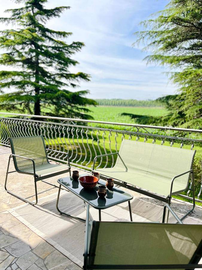 Location de vacances pour 8 personnes, avec jardin et terrasse, animaux acceptés à Fontet