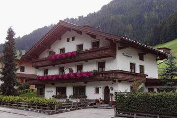 Vakantiewoning voor 4 Personen in Tux Alps, Lanersbach, Afbeelding 1
