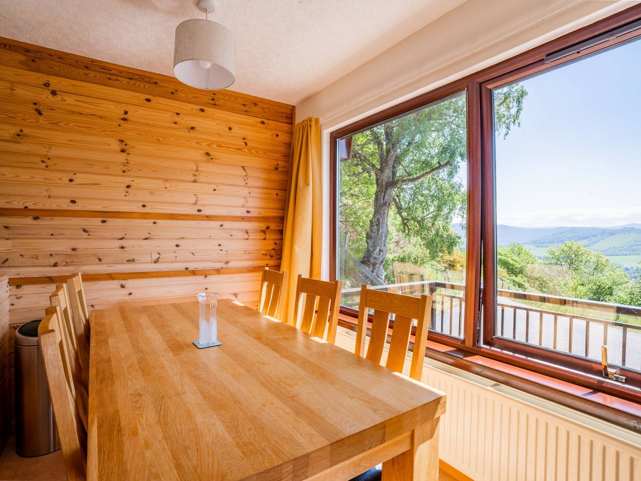 Achmony Secluded Westend in Highlands
