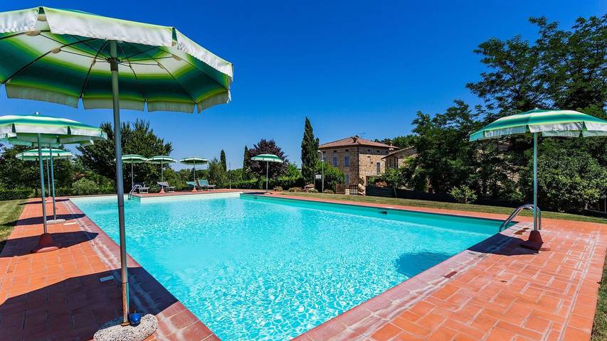 Vakantiewoning voor 2 personen, with zwembad and tuin as well as terras in Casole d'Elsa