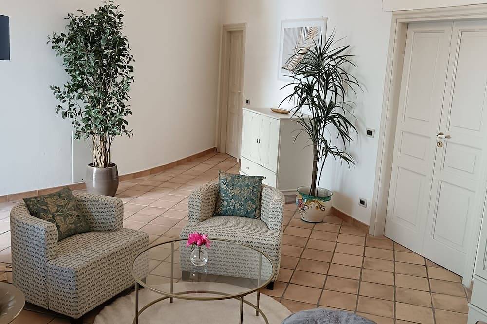 Chez Marie - Family and Pet Friendly Apartment in Forio d'Ischia with Sea View in Forio, Ischia