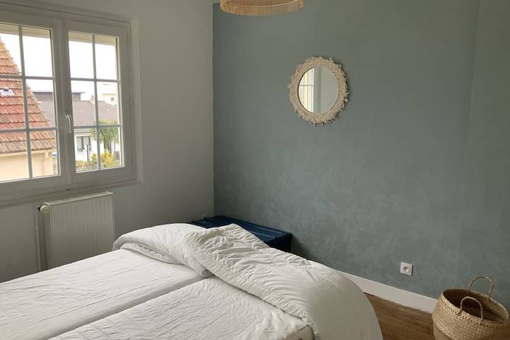 Location de vacances pour 6 personnes, avec jardin et terrasse, animaux acceptés à Luc-sur-Mer - 4