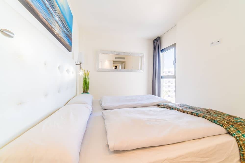 Apartamento entero, Apartamento De Lujo de 5 plantas con gigantescas vistas al mar, 2 dormitorios in Cala Millor, San Lorenzo de Cardessar
