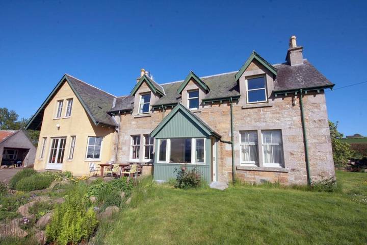 Chambre d’hôte pour 3 personnes, avec Terrasse ainsi que Jardin et Vue dans Highlands