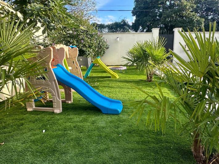 Location de vacances pour 8 personnes, avec piscine ainsi que vue et terrasse à Saint-Brice-sous-Forêt - 3