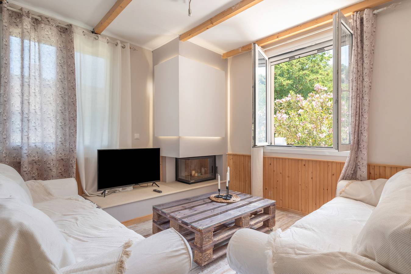 Ferienwohnung 'Stathis Home' mit Bergblick, Wi-Fi und Klimaanlage in Exanthia, Griechenland