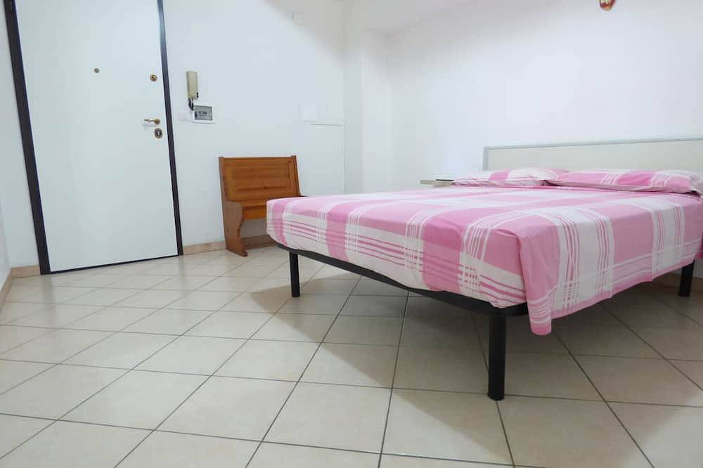 Appartamento intero, Tropea two-room apartment at the Tondo in Tropea, Provincia di Vibo Valentia