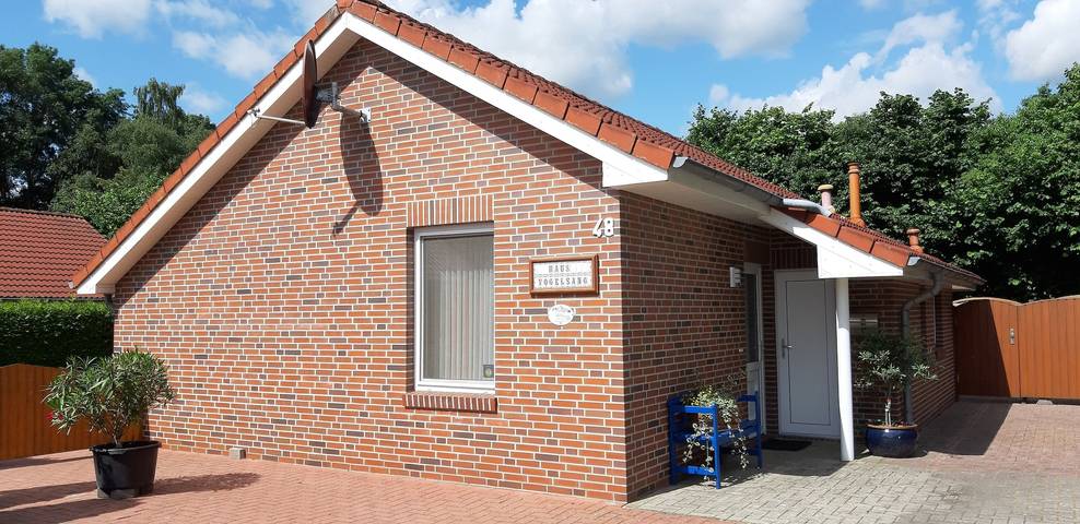 Ferienhaus für 4 Personen, mit Balkon und Terrasse sowie Garten in Papenburg
