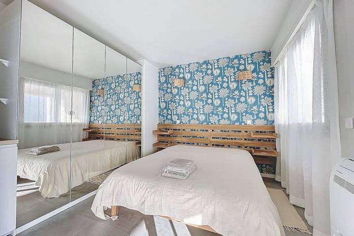 Gîte pour 4 personnes, avec balcon dans Plage de la Salis - 3