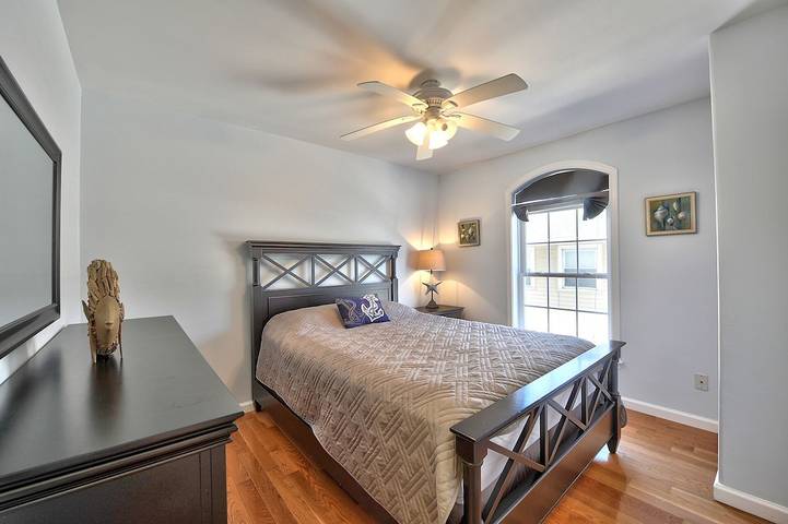 Vacation house for 7 people, with yard and balcony in Jersey Shore