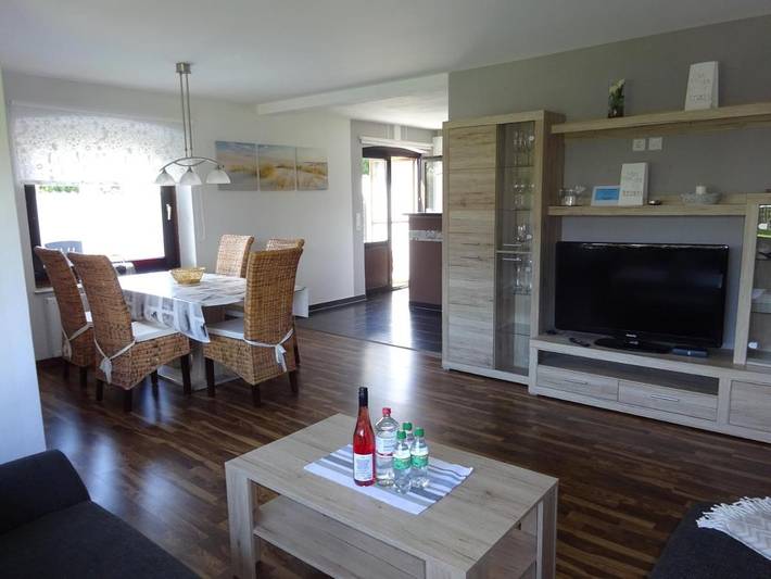 Ferienwohnung für 5 Personen, mit Terrasse und Garten sowie Ausblick in Cadenberge - 4