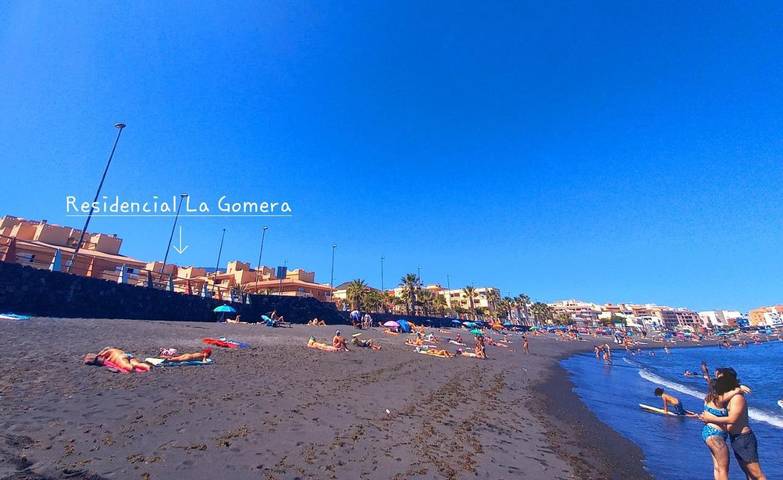 Apartamento para 4 personas, con balcón además de piscina y vistas en Puertito de Güímar
