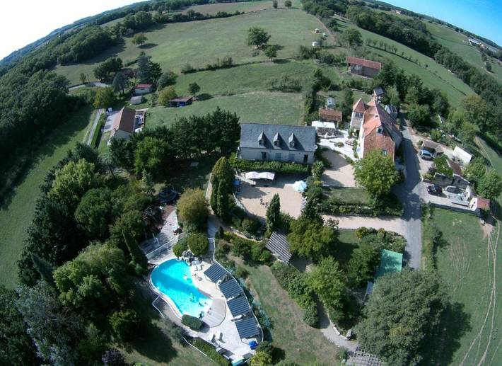 Gîte pour 2 personnes, avec piscine ainsi que vue et jardin à Saint-Rémy (Aveyron) - 2