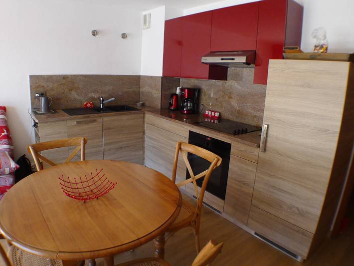 Ganze Wohnung, Gemütliche Wohnung, 3 Zimmer, Garten, ruhig, nahe Samoëns Zentrum in Samoëns, Region Bonneville